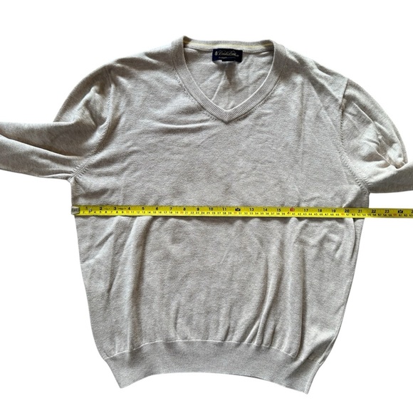 Brooks Brothers Men's 100% Supima Cotton V-Neck Pullover Sweater Beige Size Med - Picture 3 of 4